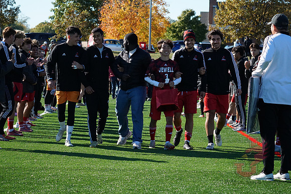 25.11.02 ATH MSOC Senior Day1