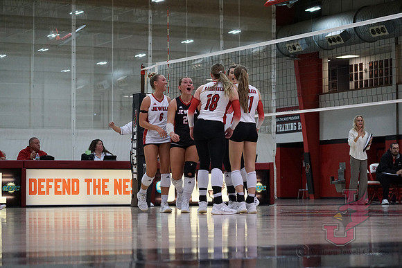 25.11.07 ATH VB Senior Day42