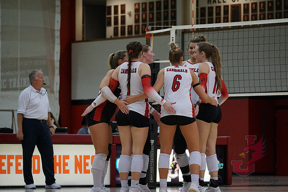 25.11.07 ATH VB Senior Day49