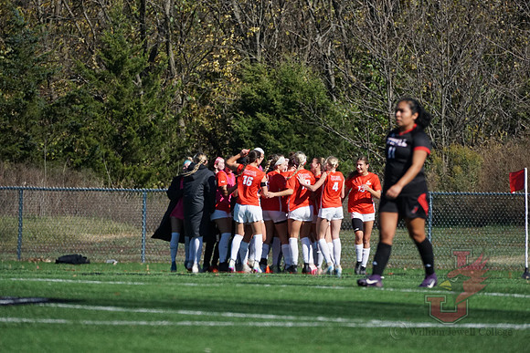 25.11.02 ATH WSOC Senior Day5