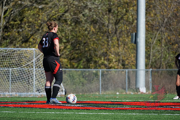25.11.02 ATH WSOC Senior Day7