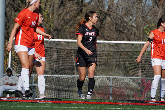 25.11.02 ATH WSOC Senior Day10
