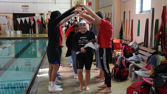 26.01.31 ATH SWM Senior Day5
