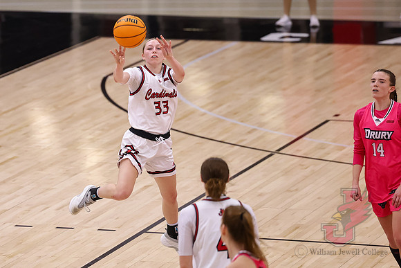 26.02.12 ATH WBB V Drury26