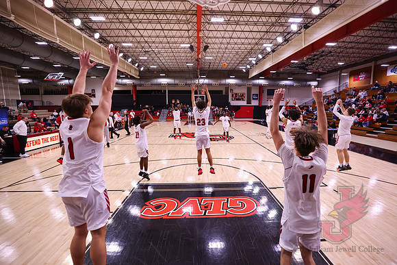 26.02.12 ATH MBB V Drury18
