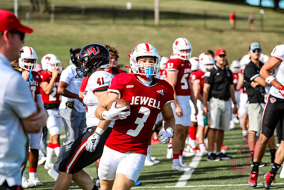 24.09.28 ATH FB V Davenport2