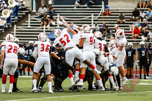 24.09.21 ATH FB V Lincoln2