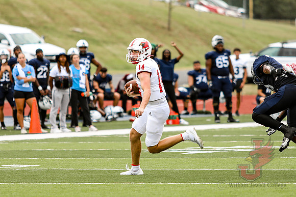 24.09.21 ATH FB V Lincoln12