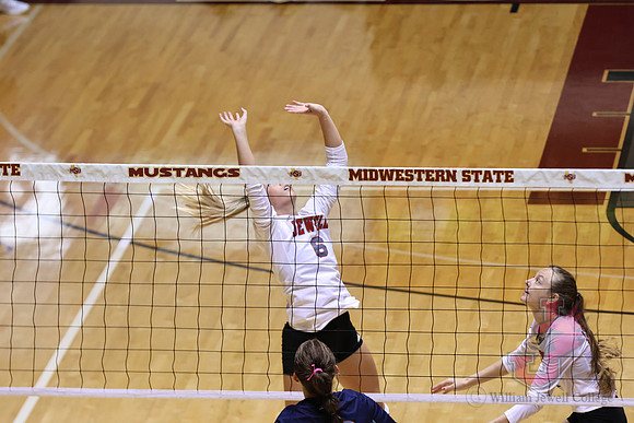 25.09.05 ATH VB V Midwestern State3