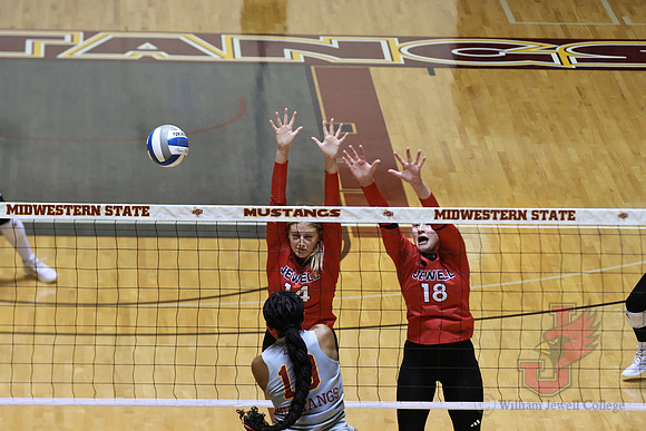 25.09.05 ATH VB V Midwestern State24