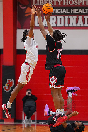 25.01.16 ATH MBB V Lewis 18