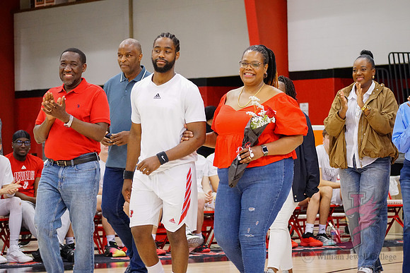 26.02.28 MBB Senior Day-02