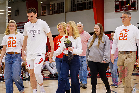 26.02.28 MBB Senior Day-09