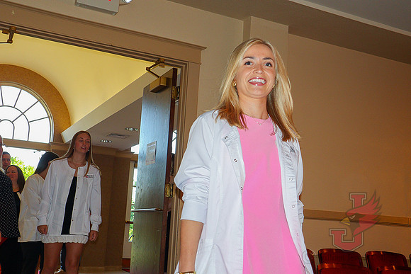 25.05.15 SLE Nursing Pinning 18