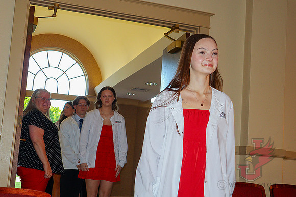 25.05.15 SLE Nursing Pinning 17