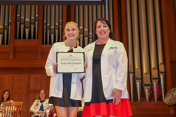 25.05.15 SLE Nursing Pinning 37