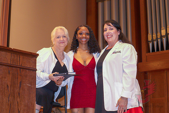 25.05.15 SLE Nursing Pinning 49