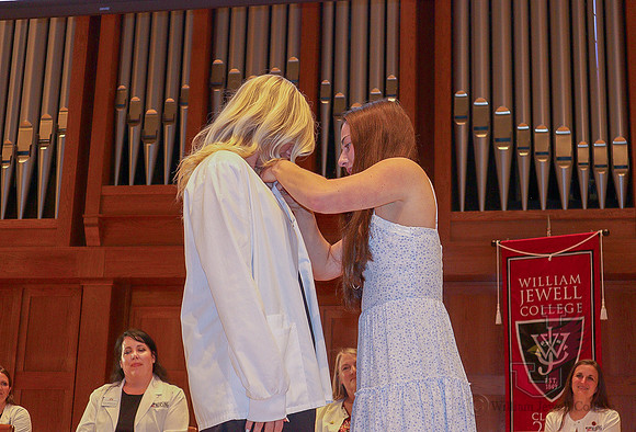 25.05.15 SLE Nursing Pinning 94