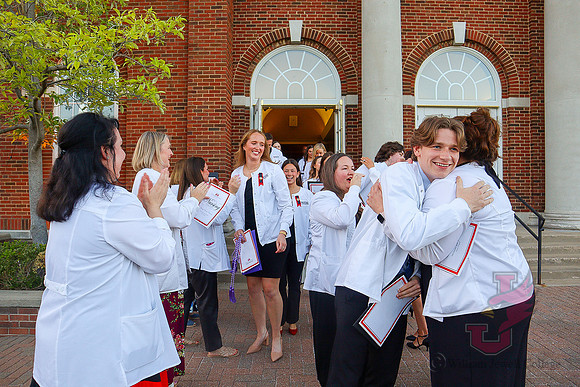 25.05.15 SLE Nursing Pinning 113