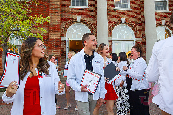 25.05.15 SLE Nursing Pinning 115