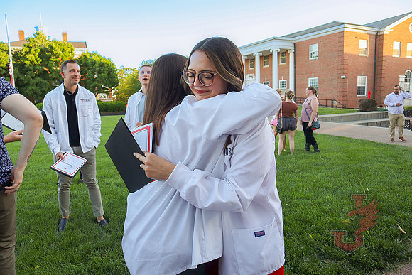 25.05.15 SLE Nursing Pinning 118