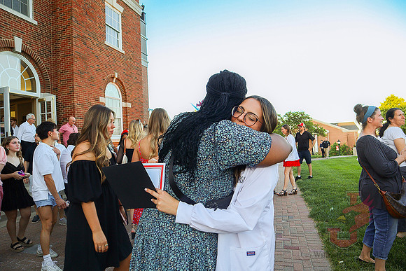 25.05.15 SLE Nursing Pinning 120