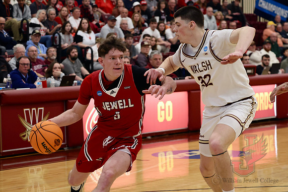 26.03.14 ATH MBB V Walsh6