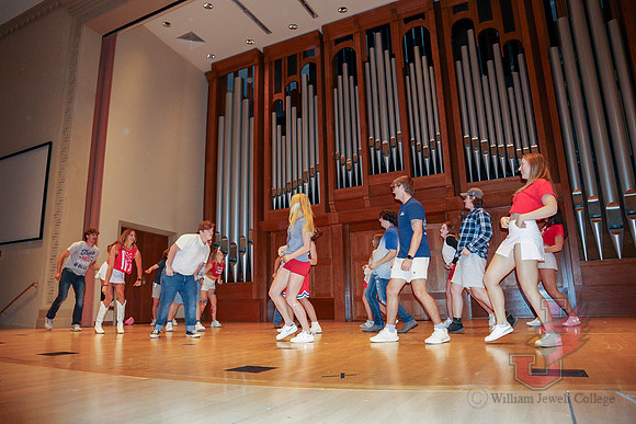 24.10.15 SLE Homecoming Talent Show 08