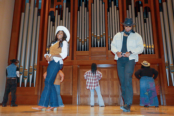 24.10.15 SLE Homecoming Talent Show 12