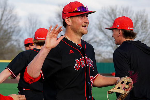 26.04.02 BASE v UMSL-42