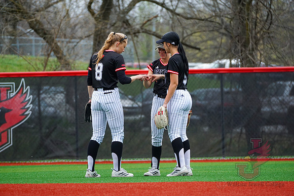 26.04.03 SB v UIS-18