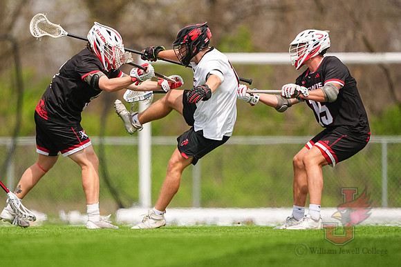 26.04.11 ATH MLAX V Lewis120