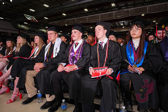 26.05.16 SLE Commencement 59