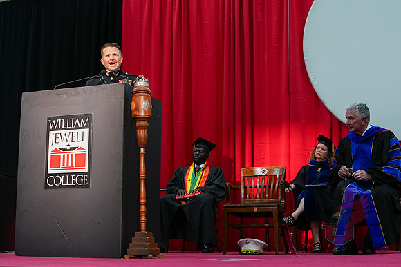 26.05.16 SLE Commencement 91
