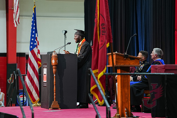 26.05.16 SLE Commencement 104