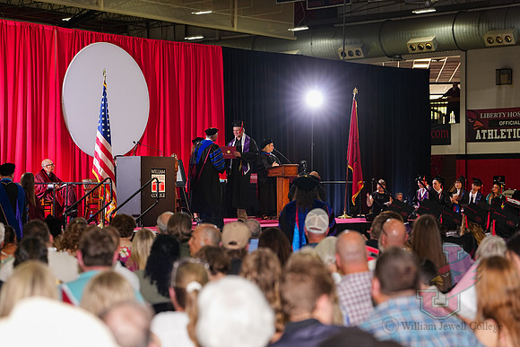 26.05.16 SLE Commencement 139