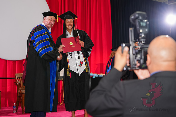 26.05.16 SLE Commencement 162