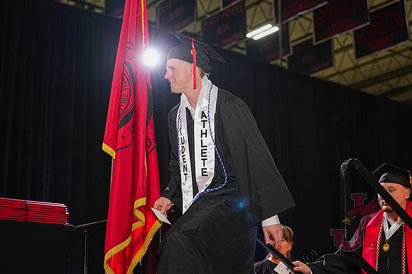 26.05.16 SLE Commencement 171