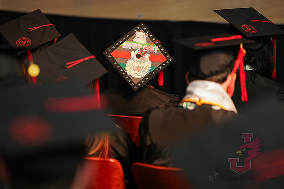 26.05.16 SLE Graduation Walk Around the Quad and Candids 40
