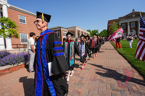 26.05.16 SLE Graduation Walk Around the Quad and Candids 57