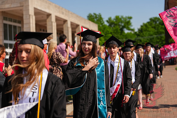 26.05.16 SLE Graduation Walk Around the Quad and Candids 60