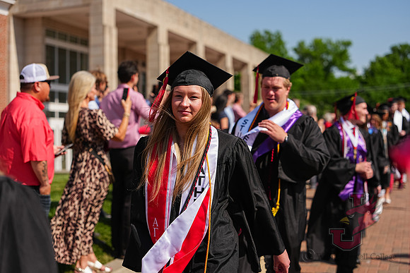 26.05.16 SLE Graduation Walk Around the Quad and Candids 62