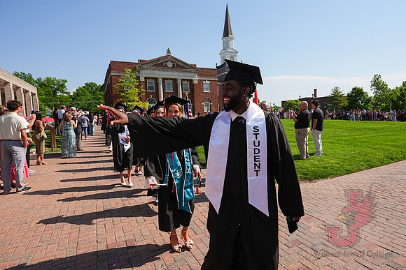 26.05.16 SLE Graduation Walk Around the Quad and Candids 73