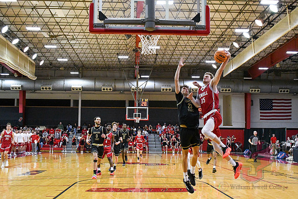 25.11.19 ATH MBB V Emporia State 9