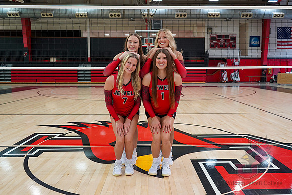 26.08.13 ATH VB Media Day-3