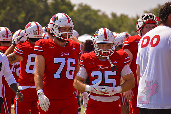 26.08.29 ATH FB V Fort Lewis-5