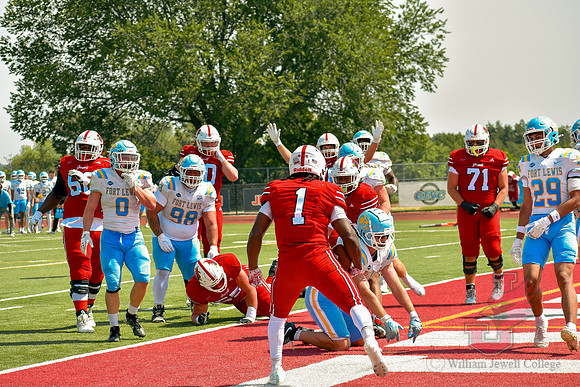 26.08.29 ATH FB V Fort Lewis-58