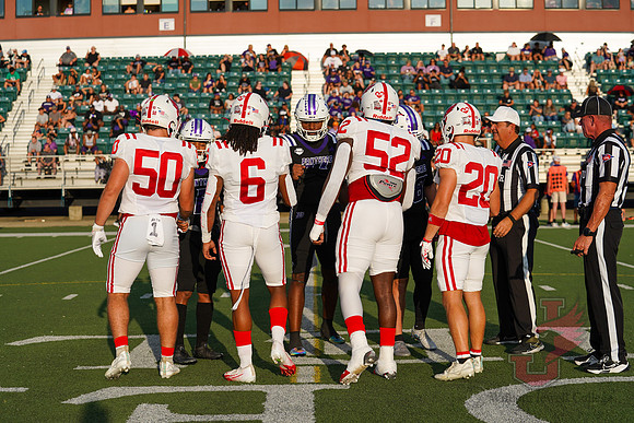 26.09.12 ATH FB V Kentucky Wesleyan-24