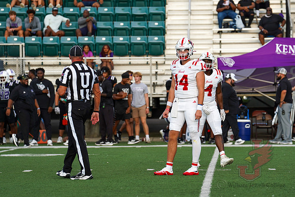 26.09.12 ATH FB V Kentucky Wesleyan-51