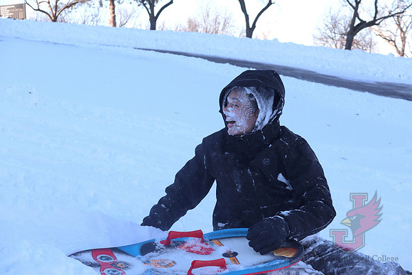 25.01.10 SLE Sledding 5